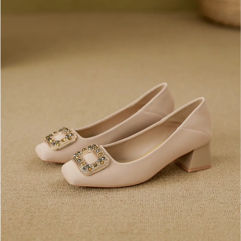 Women Formal Wear With Shoes - Chaussures à talons hauts pour femmes