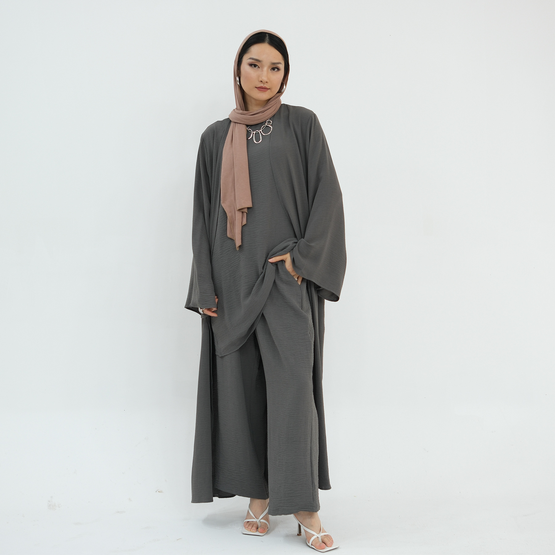 Ensemble Authentique Contempor - Monochrome Suit Set avis et prix