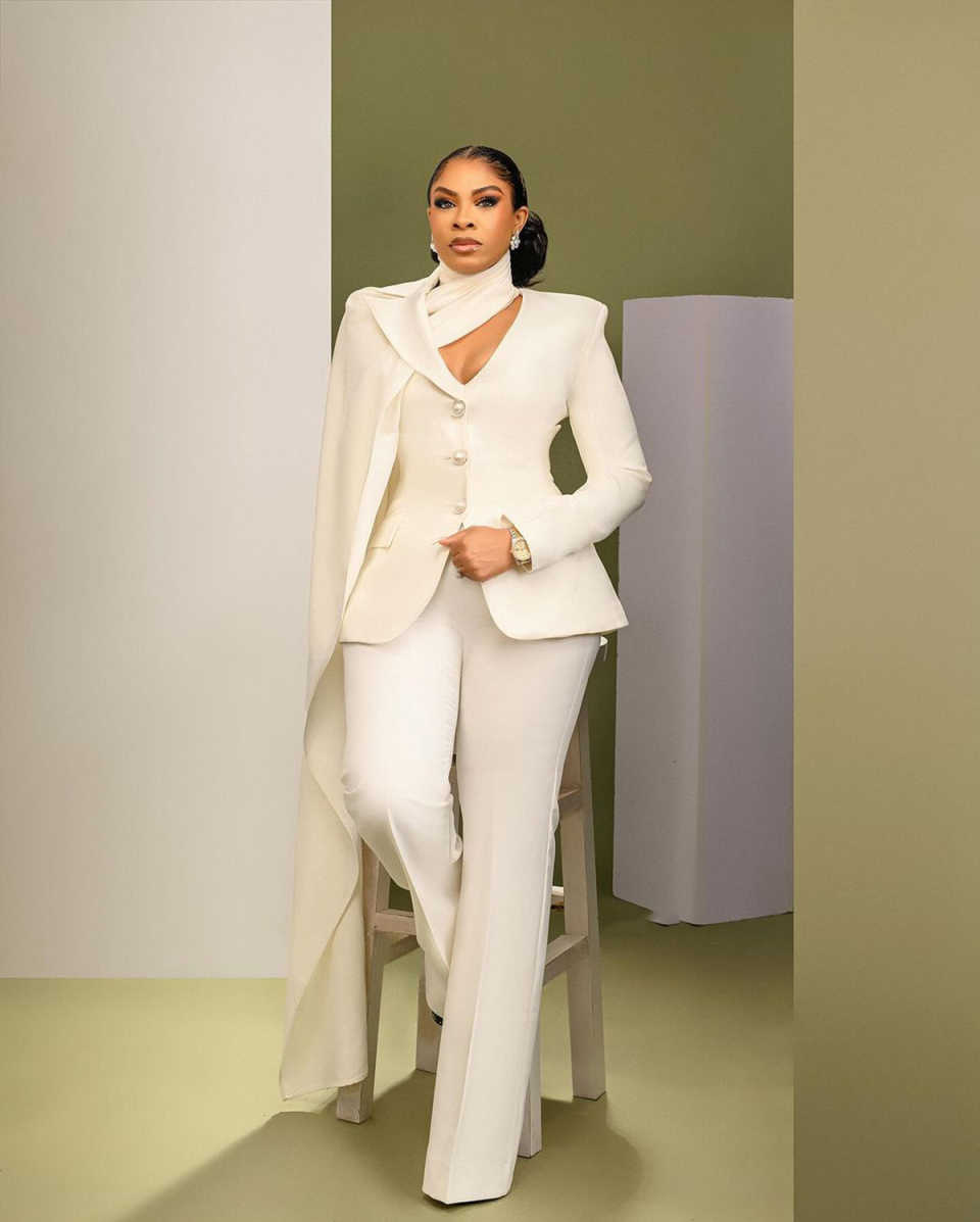 Costumes pantalons personnalis - Women'S Formal Jackets To Wear With Dresses avis et prix